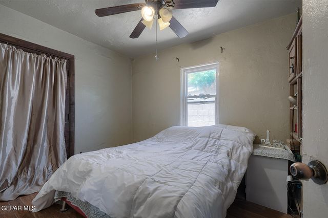 7233 STILES, El Paso, TX 79915