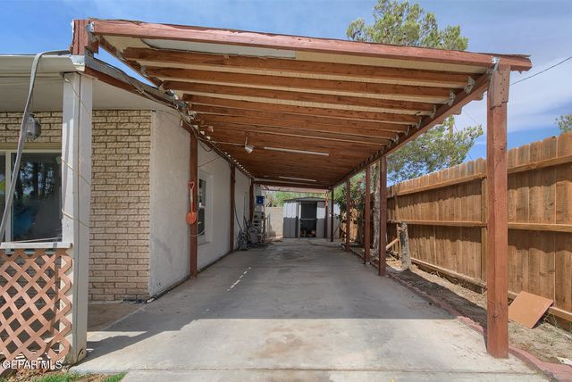 7233 STILES, El Paso, TX 79915