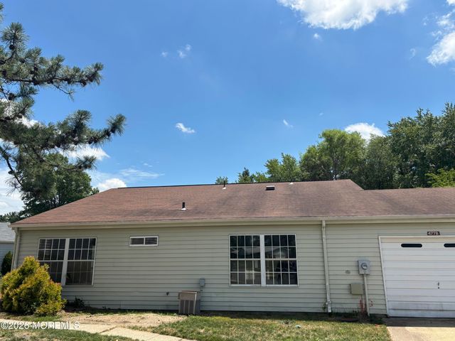 477B Buckingham Drive, Manchester, NJ 08759