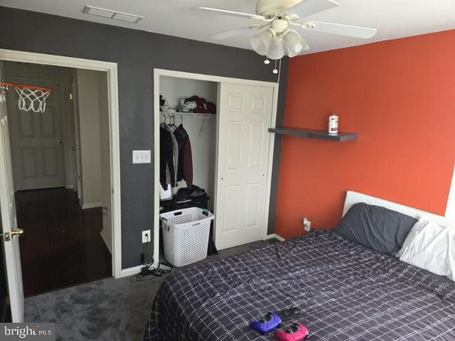 23 TAVERN LN, Sicklerville, NJ 08081