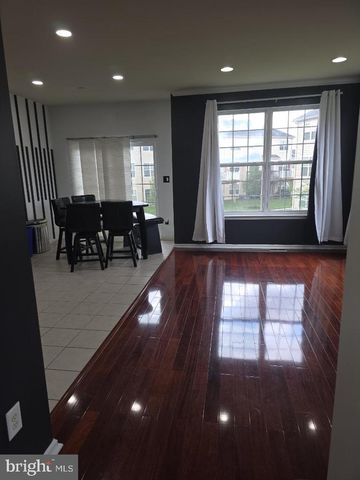 23 TAVERN LN, Sicklerville, NJ 08081