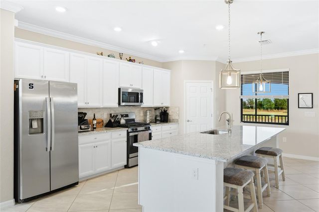 6025 WORSHAM LANE 102, Bradenton, FL 34211