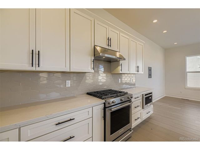 7740 S Irving St, Littleton, CO 80120