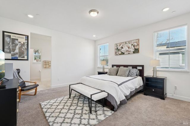 3042 Vasquez Ct, Vacaville, CA 95688