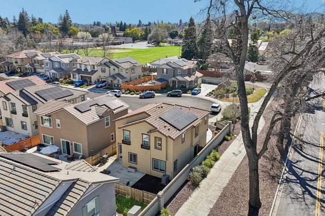 3042 Vasquez Ct, Vacaville, CA 95688