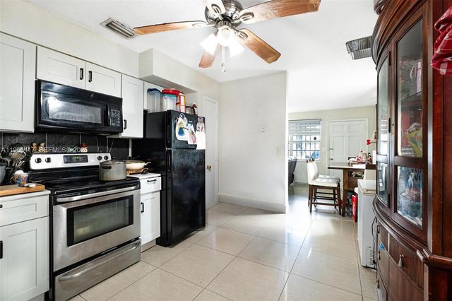 1519 NW 40th St, Miami, FL 33142