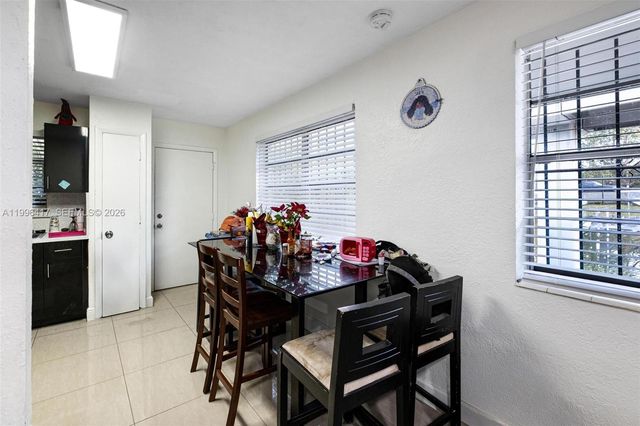 1519 NW 40th St, Miami, FL 33142