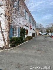 191 Birch Hill Road, Locust Valley, NY 11560