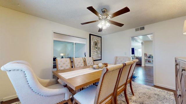 8099 E Nees Avenue, Clovis, CA 93619