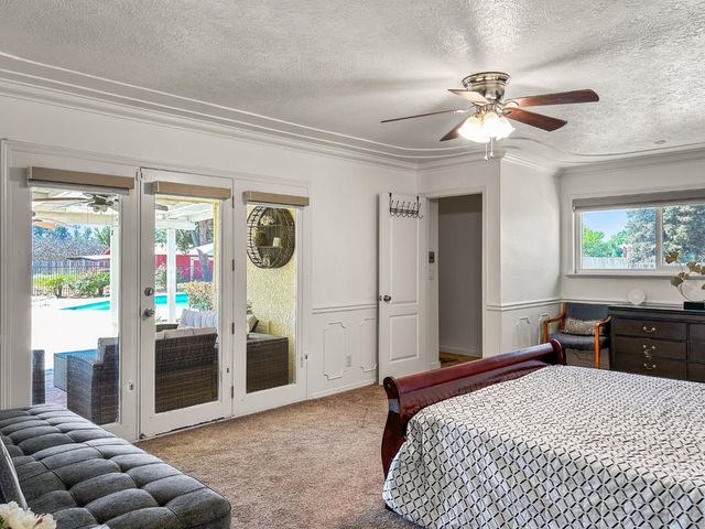 8099 E Nees Avenue, Clovis, CA 93619