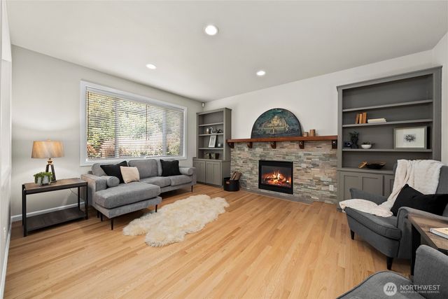 23100 SE 238th Street, Maple Valley, WA 98038