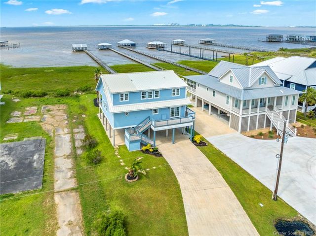 3785 Lake Breeze Road, Lake Charles, LA 70605