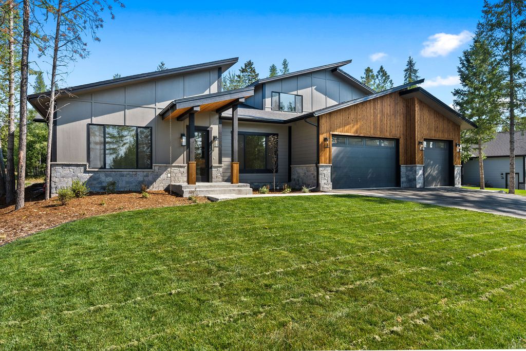 292 Turnberry Terrace, Columbia Falls, MT 59912
