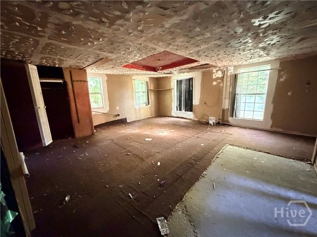 2156 New York Avenue, Savannah, GA 31404