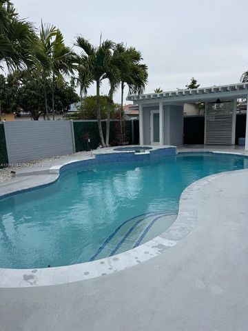 13831 SW 28th St, Miami, FL 33175