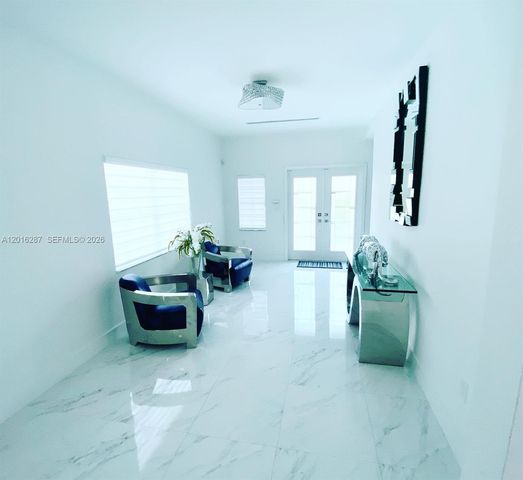 13831 SW 28th St, Miami, FL 33175