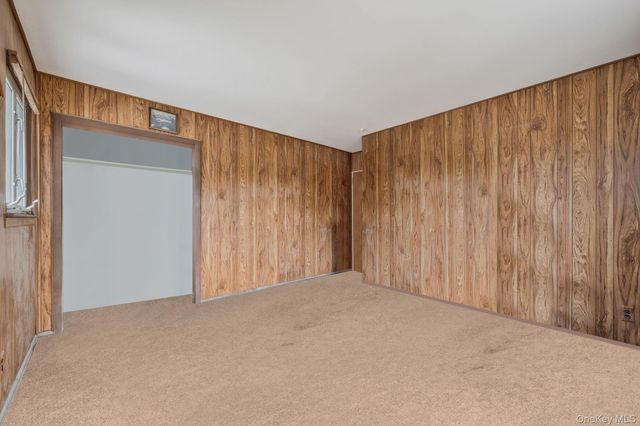 86 Silber Avenue, Bethpage, NY 11714