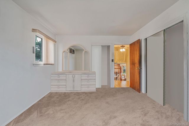 86 Silber Avenue, Bethpage, NY 11714