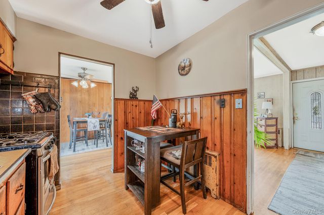 86 Silber Avenue, Bethpage, NY 11714