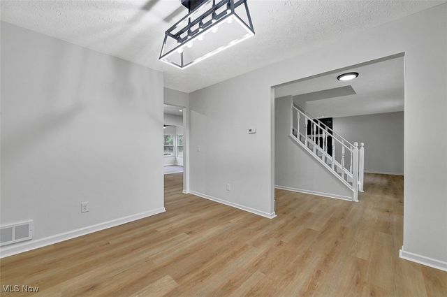 2309 Westport Drive, Akron, OH 44312