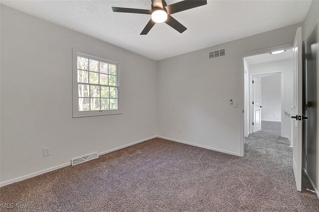 2309 Westport Drive, Akron, OH 44312