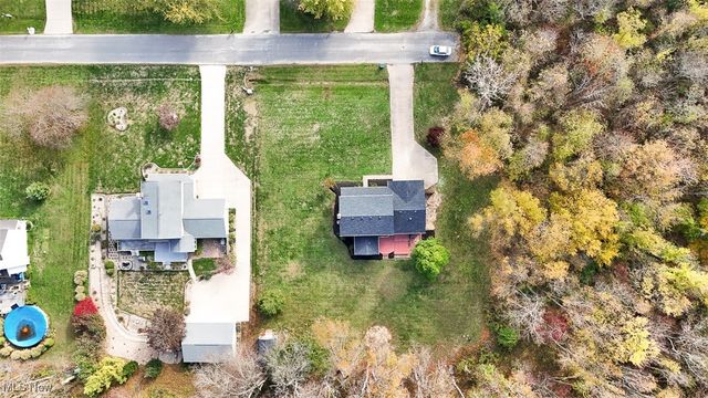 2309 Westport Drive, Akron, OH 44312