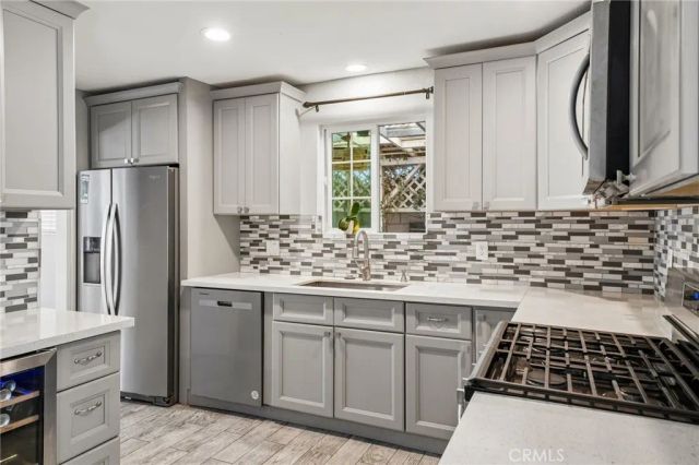 17316 Hawthorne Avenue, Fontana, CA 92335