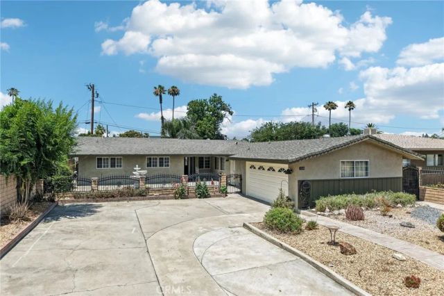 17316 Hawthorne Avenue, Fontana, CA 92335