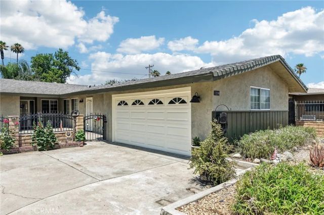 17316 Hawthorne Avenue, Fontana, CA 92335
