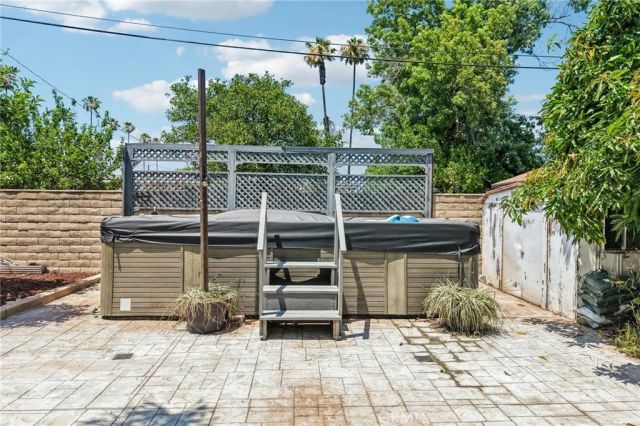 17316 Hawthorne Avenue, Fontana, CA 92335