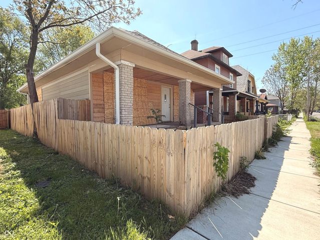 409 N Tacoma Avenue, Indianapolis, IN 46201