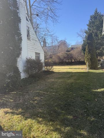 9302 BULLS RUN PKWY, Bethesda, MD 20817