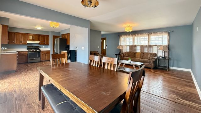 5863 Alma Drive, Rockford, IL 61108