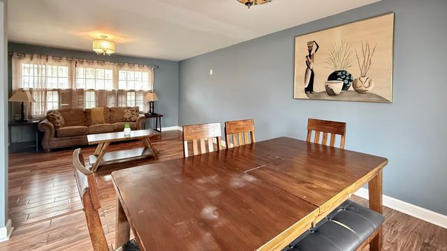 5863 Alma Drive, Rockford, IL 61108