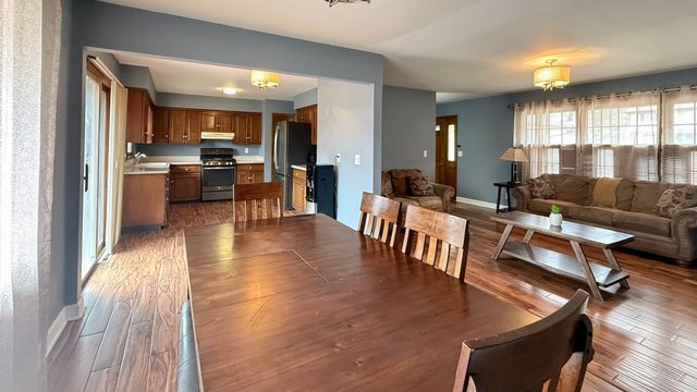 5863 Alma Drive, Rockford, IL 61108