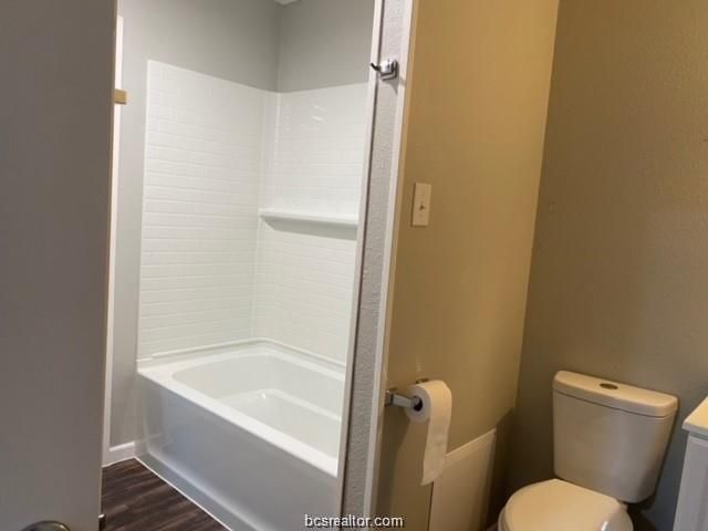 1401 Airline B Drive B, College Station, TX 77845