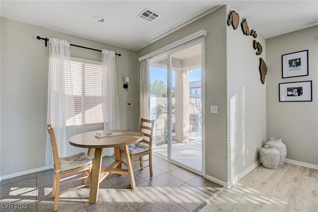 7497 Glimmering Sun Avenue, Las Vegas, NV 89178