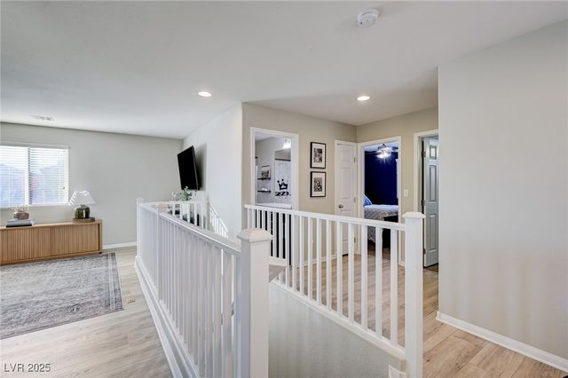 7497 Glimmering Sun Avenue, Las Vegas, NV 89178