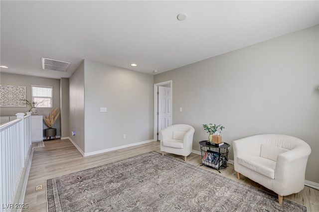 7497 Glimmering Sun Avenue, Las Vegas, NV 89178