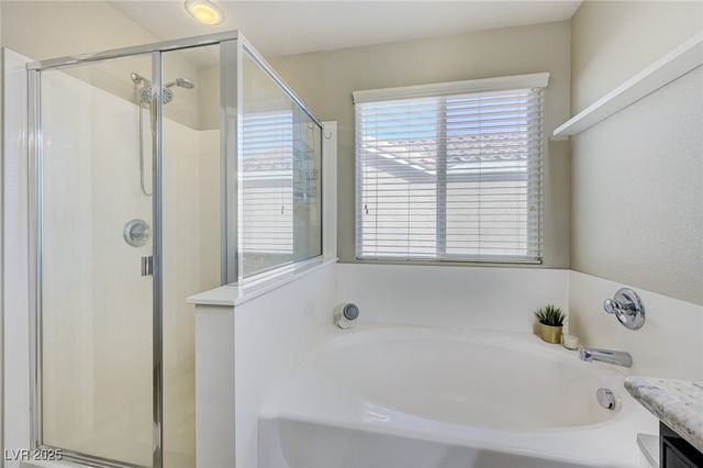 7497 Glimmering Sun Avenue, Las Vegas, NV 89178