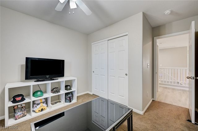 7497 Glimmering Sun Avenue, Las Vegas, NV 89178