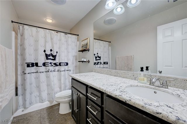 7497 Glimmering Sun Avenue, Las Vegas, NV 89178