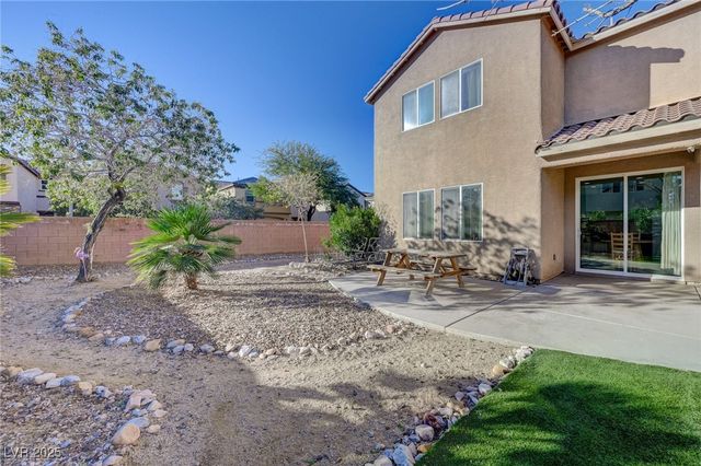 7497 Glimmering Sun Avenue, Las Vegas, NV 89178