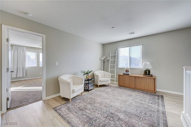 7497 Glimmering Sun Avenue, Las Vegas, NV 89178