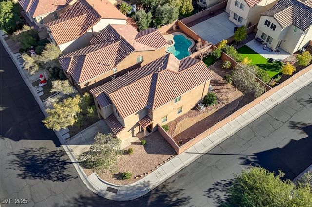 7497 Glimmering Sun Avenue, Las Vegas, NV 89178