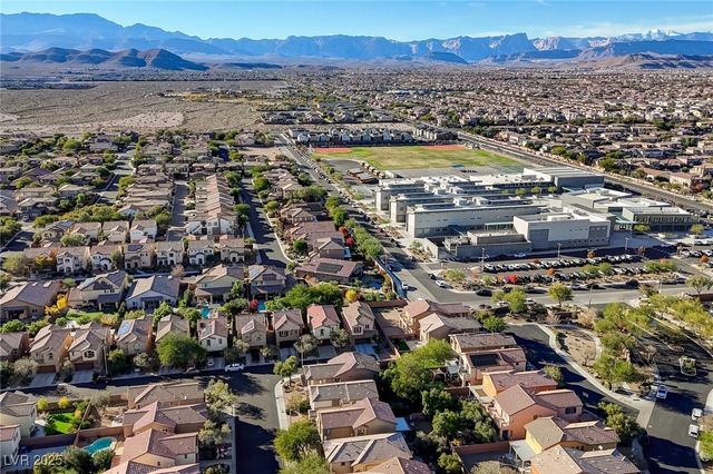 7497 Glimmering Sun Avenue, Las Vegas, NV 89178