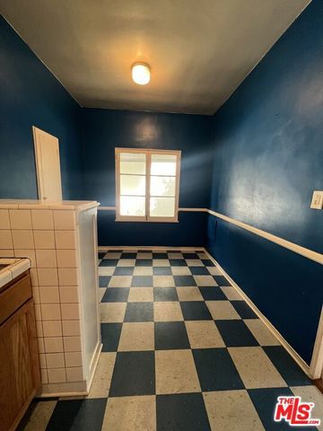 476 Landfair Avenue 105, Los Angeles, CA 90024