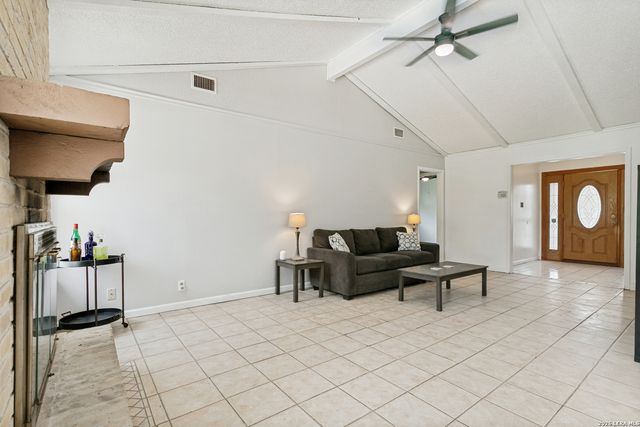 7947 Forest Flame, San Antonio, TX 78239