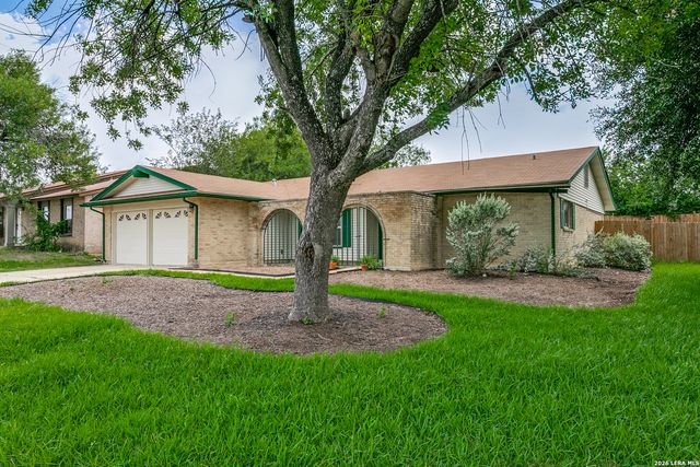 7947 Forest Flame, San Antonio, TX 78239