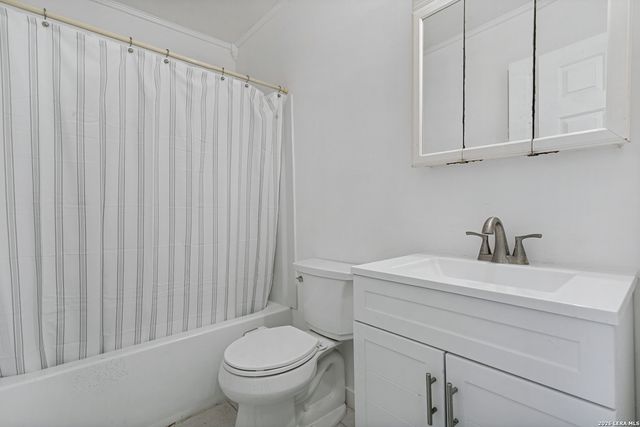 7947 Forest Flame, San Antonio, TX 78239